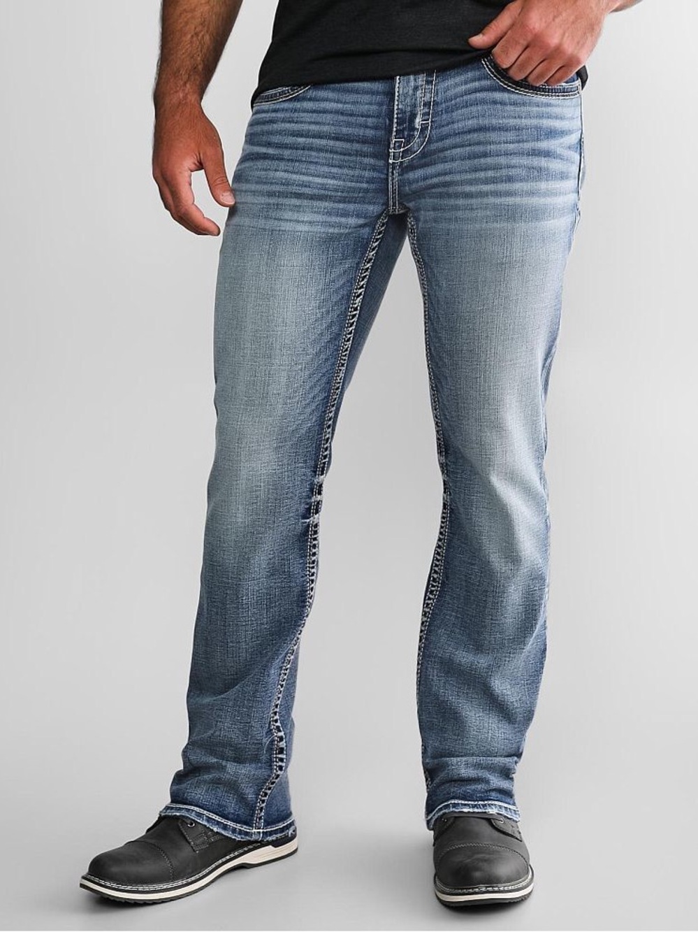 BKE Men's Relaxed Jeans in Light Blue Wash